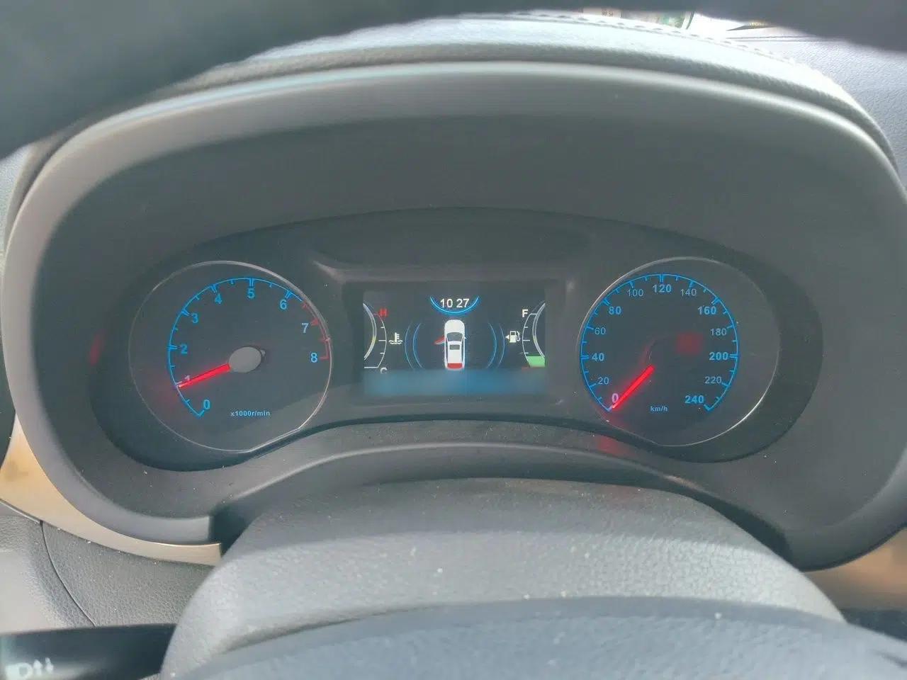 BYD Song 2016 GaiShi Edition 1.5TI Manual Elite Model — миниатюра 10