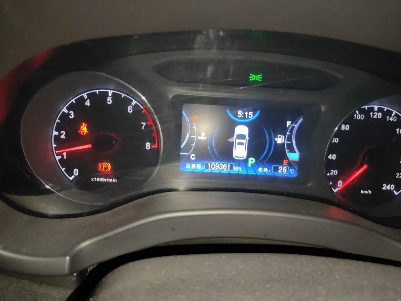 BYD Song 2016 GaiShi Edition 1.5TID Automatic Elite Model — миниатюра 12