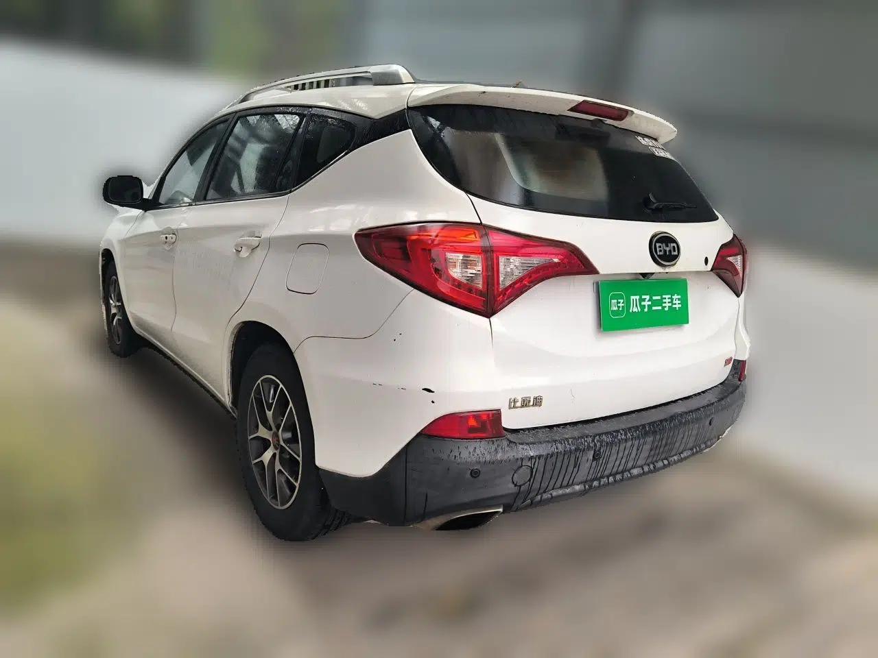 BYD Song 2016 GaiShi Edition 1.5TID Automatic Elite Model — миниатюра 4