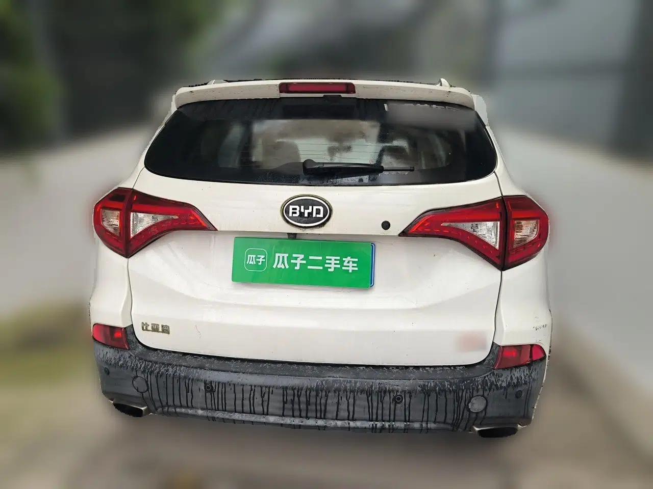 BYD Song 2016 GaiShi Edition 1.5TID Automatic Elite Model — миниатюра 5
