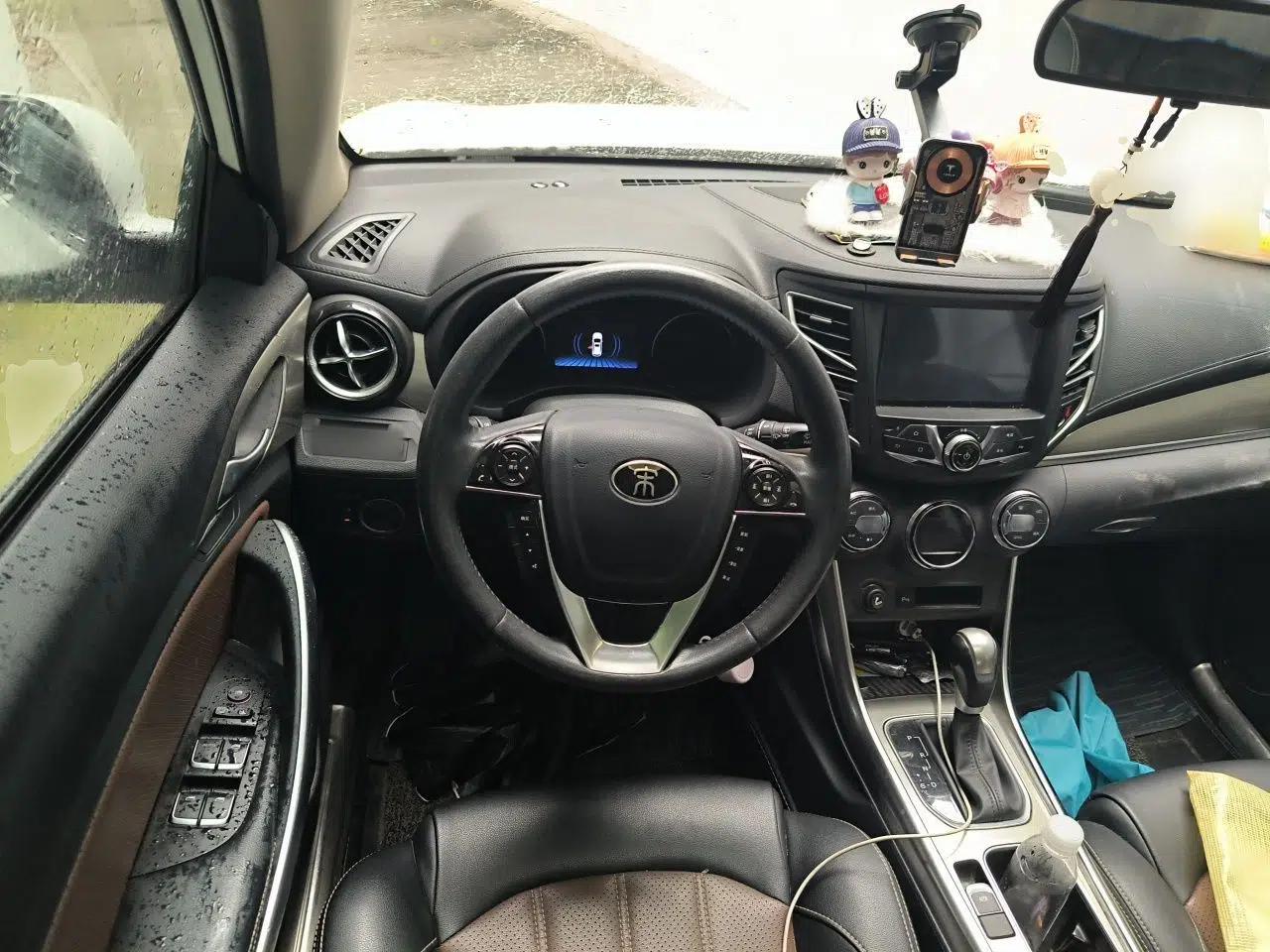 BYD Song 2016 GaiShi Edition 1.5TID Automatic Elite Model — миниатюра 10
