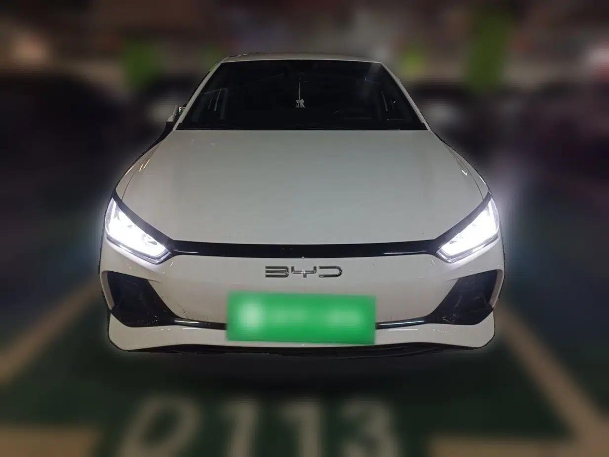 BYD e2 2023 Luxury Model — миниатюра 2
