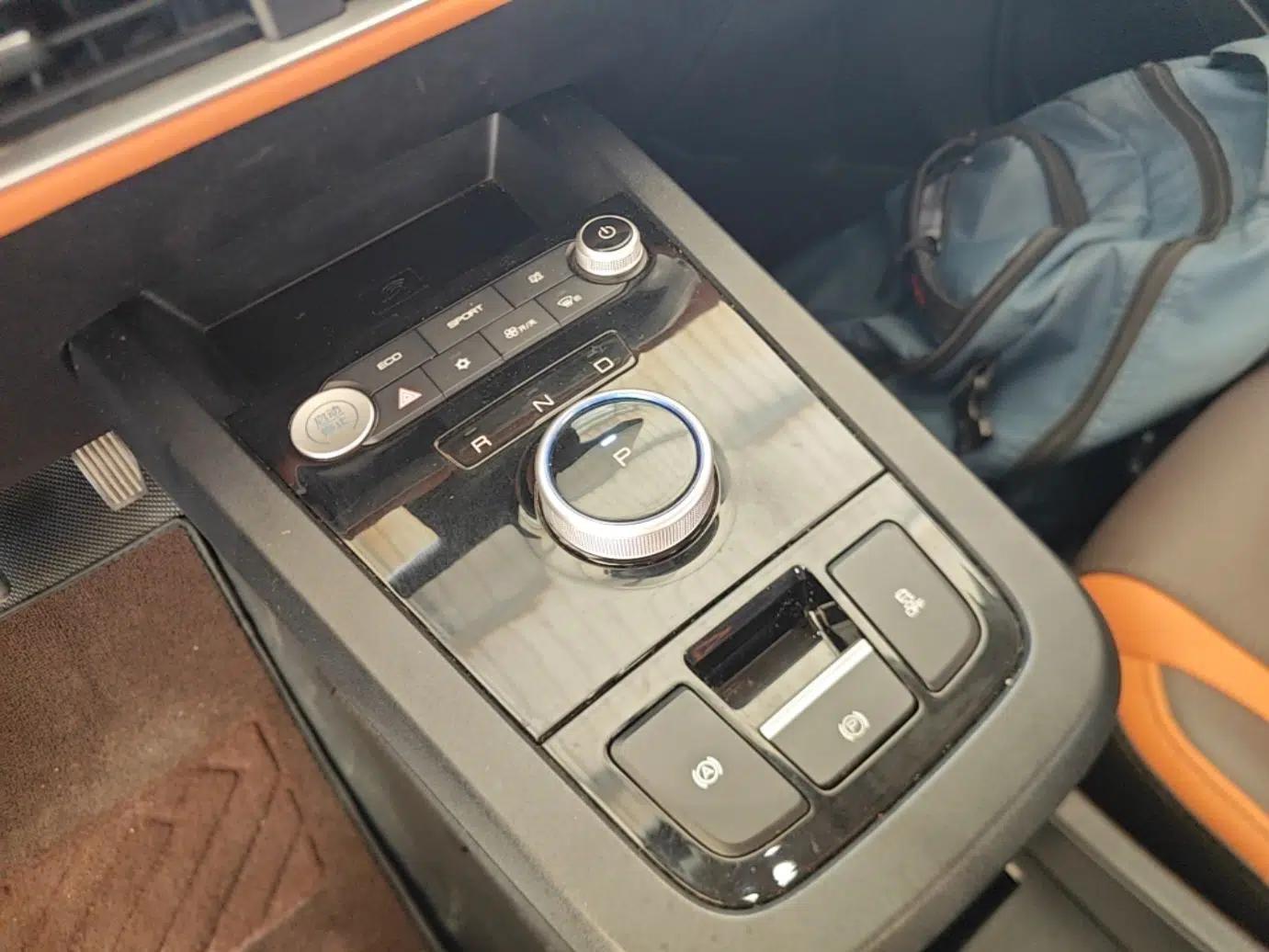 BYD e2 2021 Luxury Model — миниатюра 16