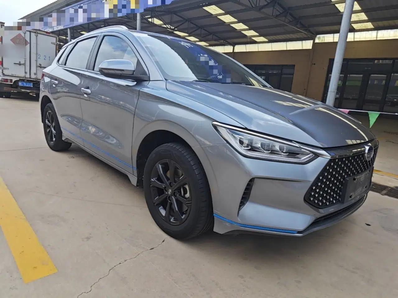 BYD e2 2021 Luxury Model — миниатюра 3