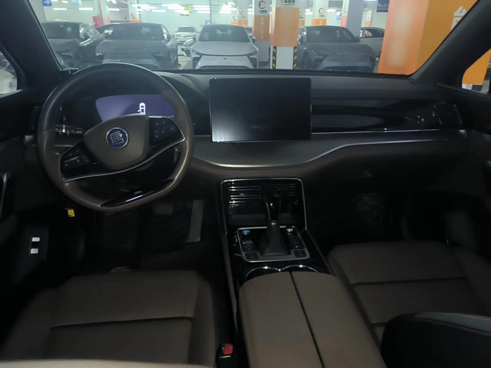 BYD Tang 2021 2.0T Automatic Flagship Edition — миниатюра 12