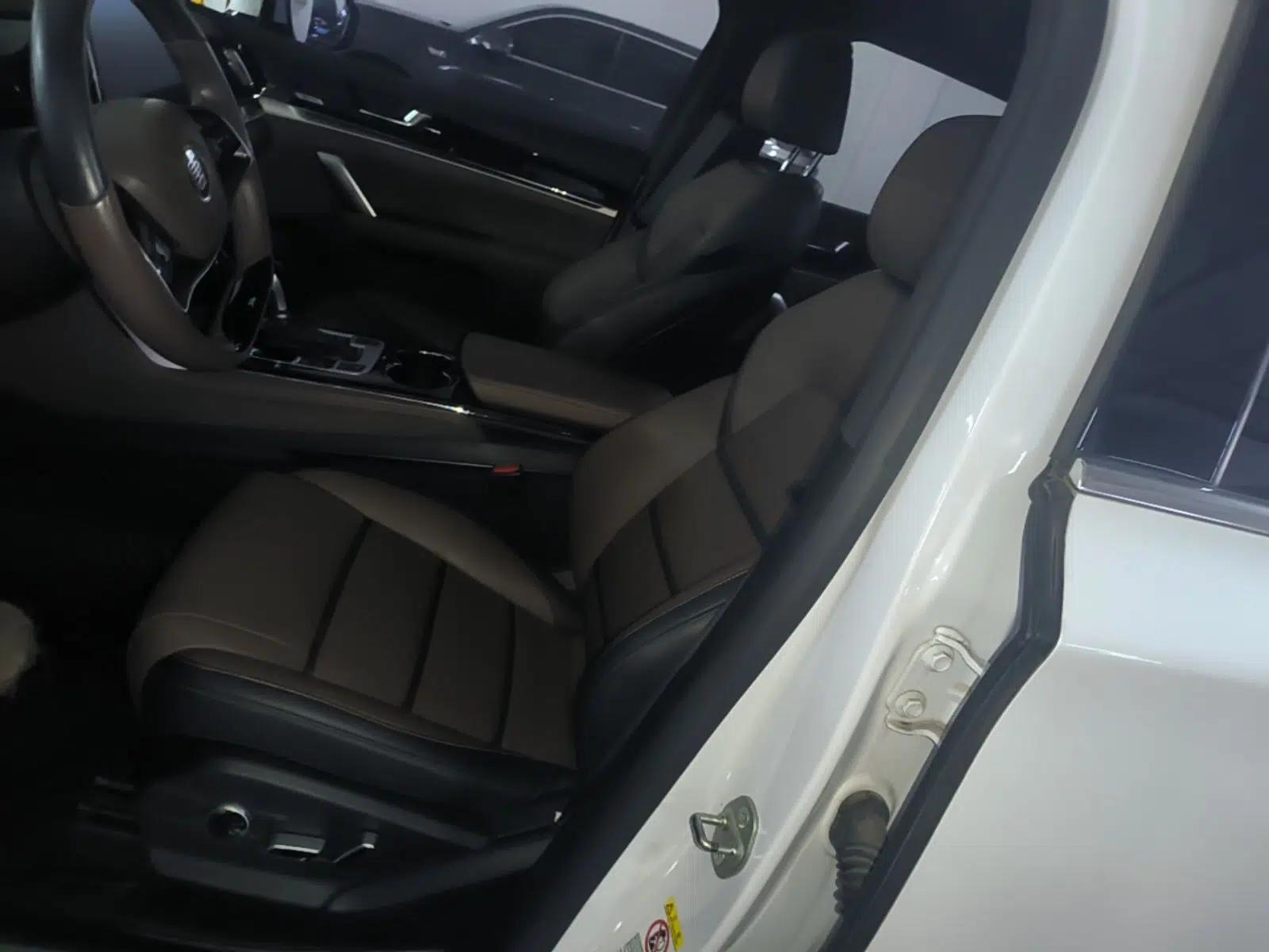 BYD Tang 2021 2.0T Automatic Flagship Edition — миниатюра 17