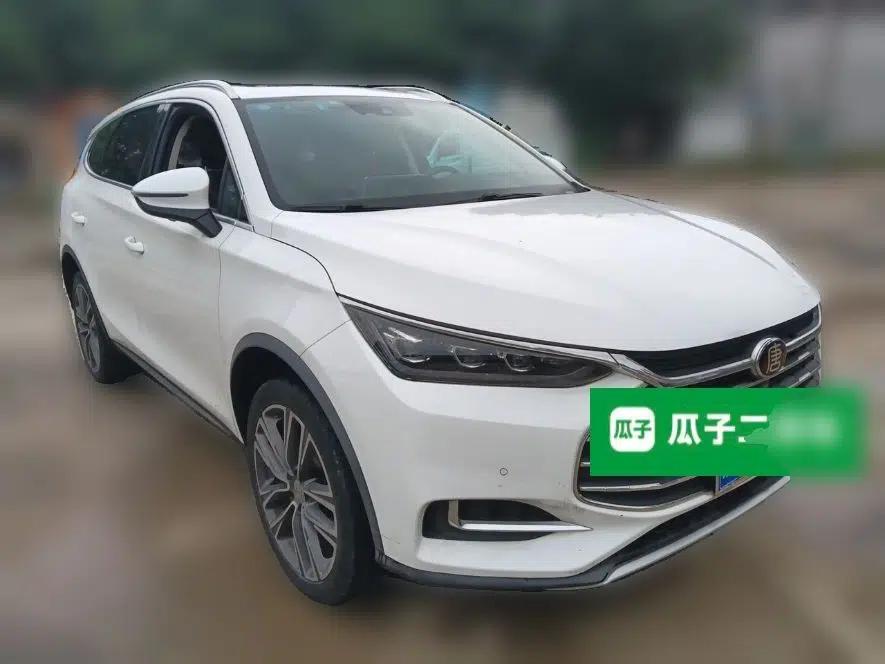 BYD Tang 2018 2.0T Automatic SmartConnect Prestige 7-Seater China V Standard — миниатюра 3