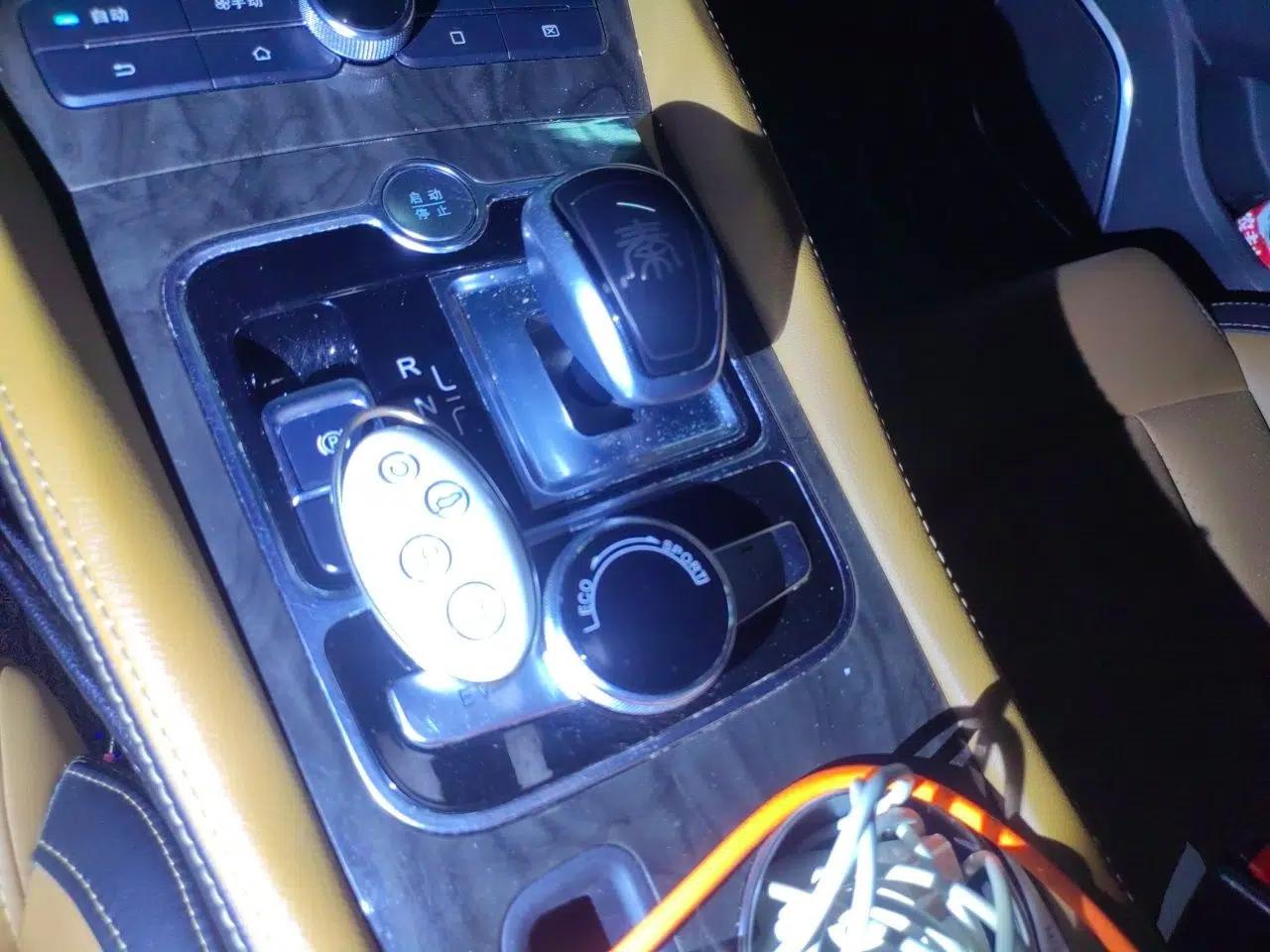 BYD Qin New Energy 2017 1.5T Luxury Model — миниатюра 14
