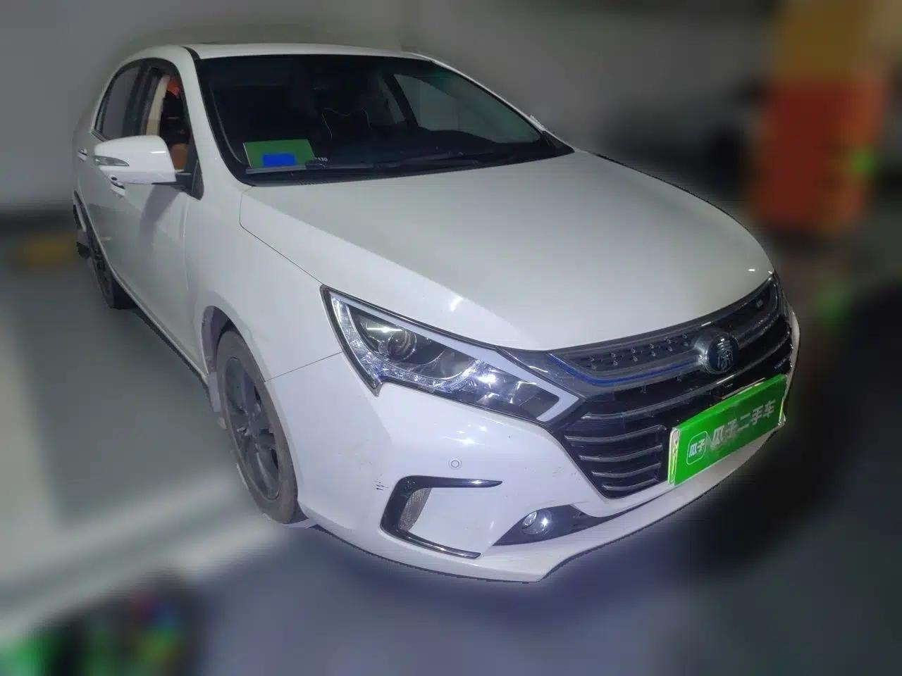 BYD Qin New Energy 2017 1.5T Luxury Model — миниатюра 3