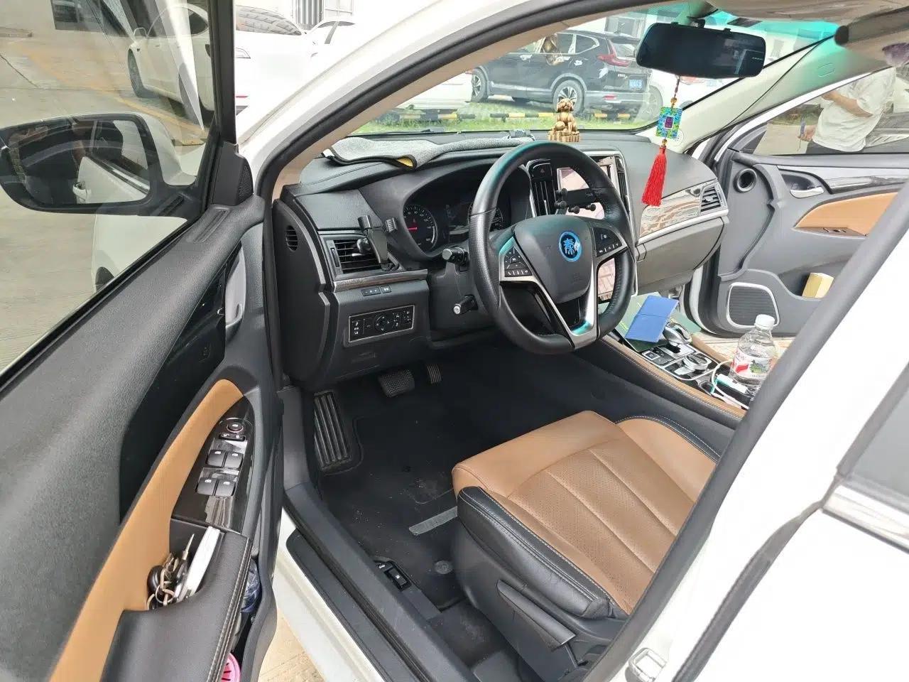 BYD Qin New Energy 2018 1.5T Smart Connect Premium Model — миниатюра 16