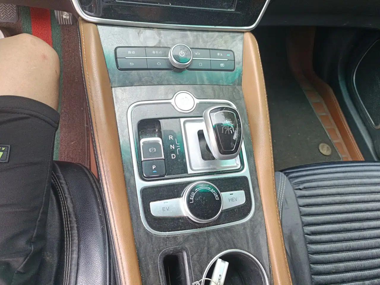 BYD Qin New Energy 2018 1.5T Smart Connect Premium Model — миниатюра 14