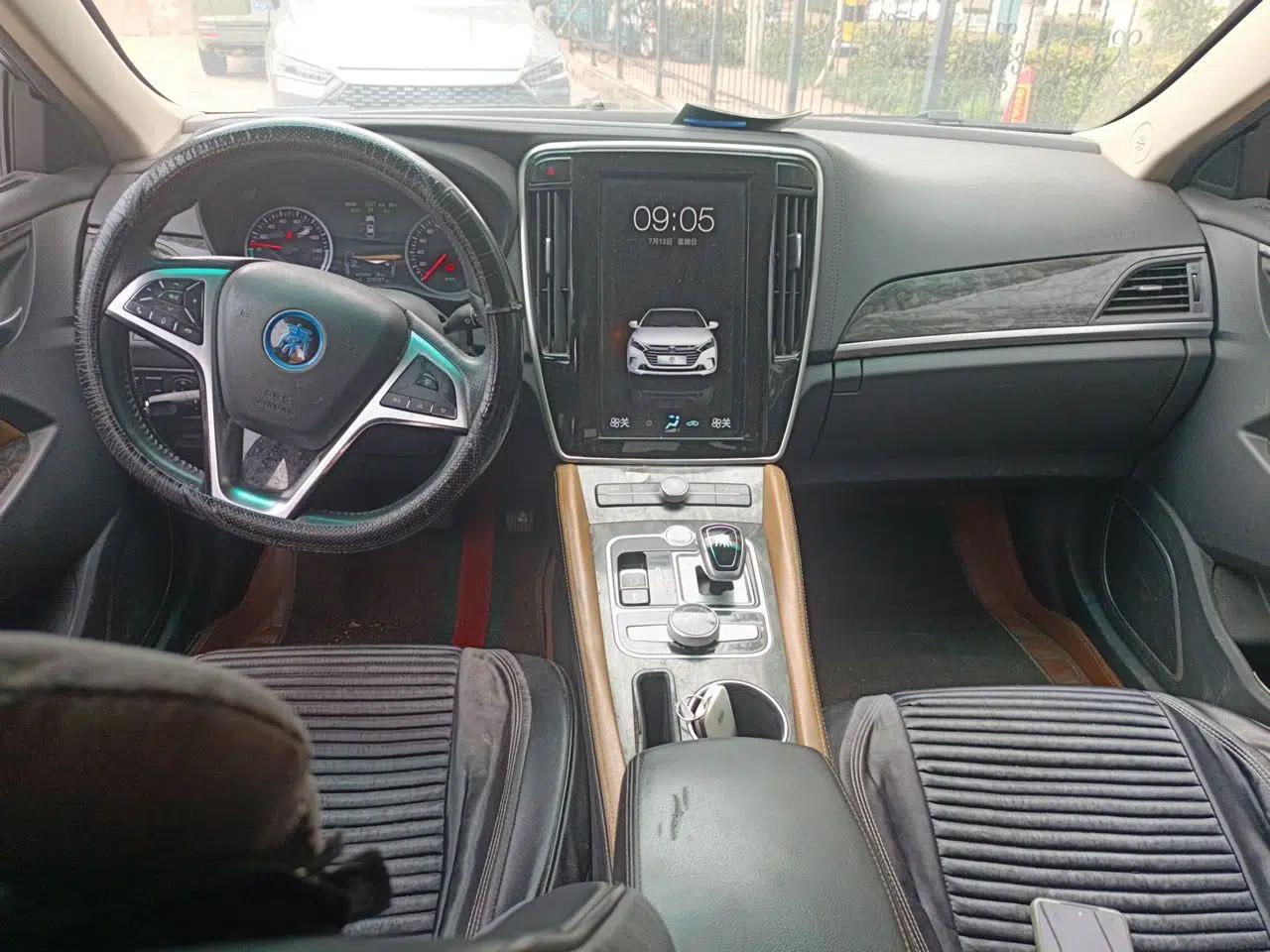 BYD Qin New Energy 2018 1.5T Smart Connect Premium Model — миниатюра 9