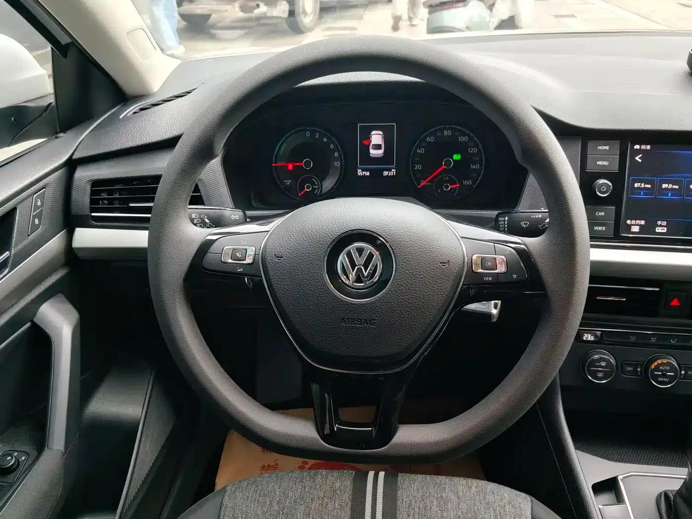 2019 Volkswagen Lavida EV Premium Edition — миниатюра 17
