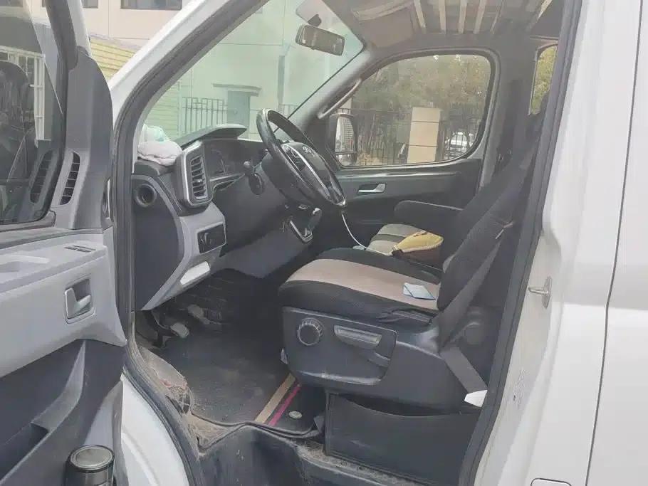 Xintu V80 2023 2.0T Manual Classic Aoyuntong Long Wheelbase Mid-Roof 6/7/8/9 Seats — миниатюра 9