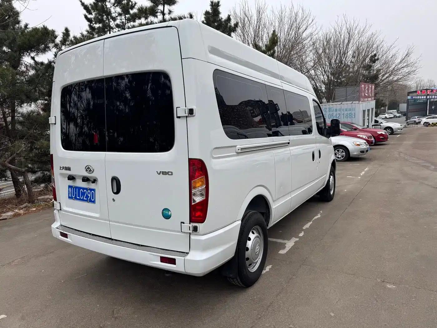 Xintu V80 2024 2.0T Manual Long Wheelbase 7-Seater — миниатюра 6