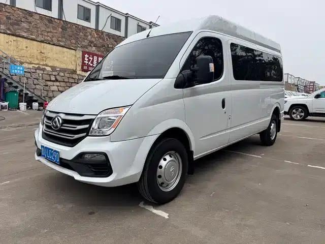Xintu V80 2024 2.0T Manual Long Wheelbase 7-Seater