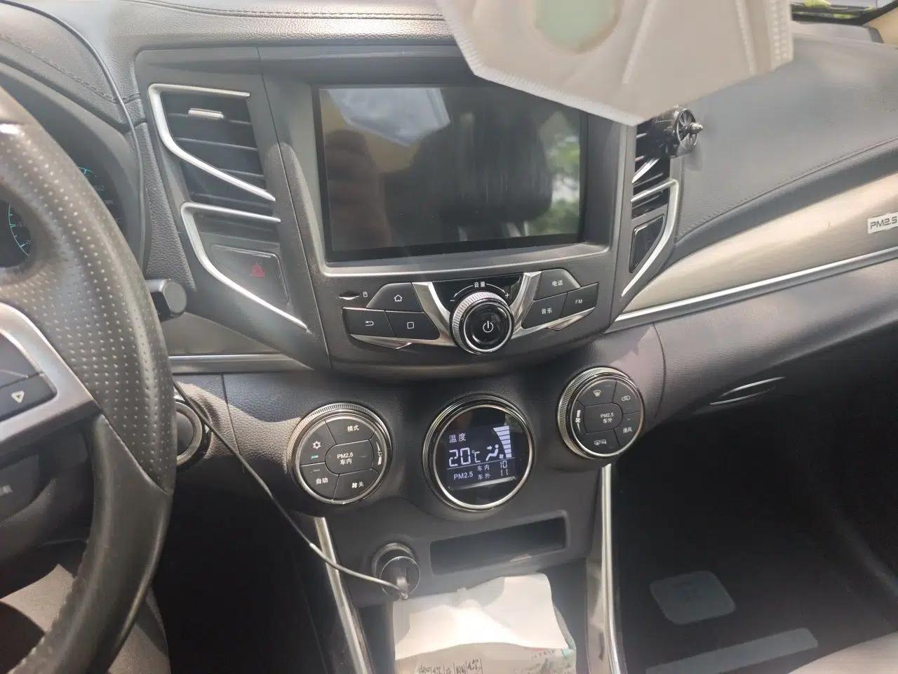 BYD Song New Energy 2017 Song DM 1.5TID All-Wheel Drive Prestige Model — миниатюра 13