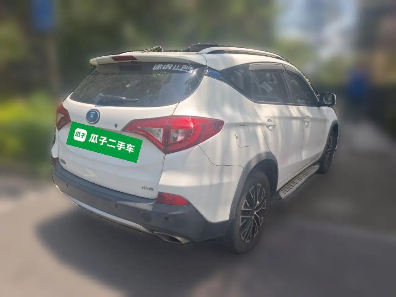 BYD Song New Energy 2017 Song DM 1.5TID All-Wheel Drive Prestige Model — миниатюра 6