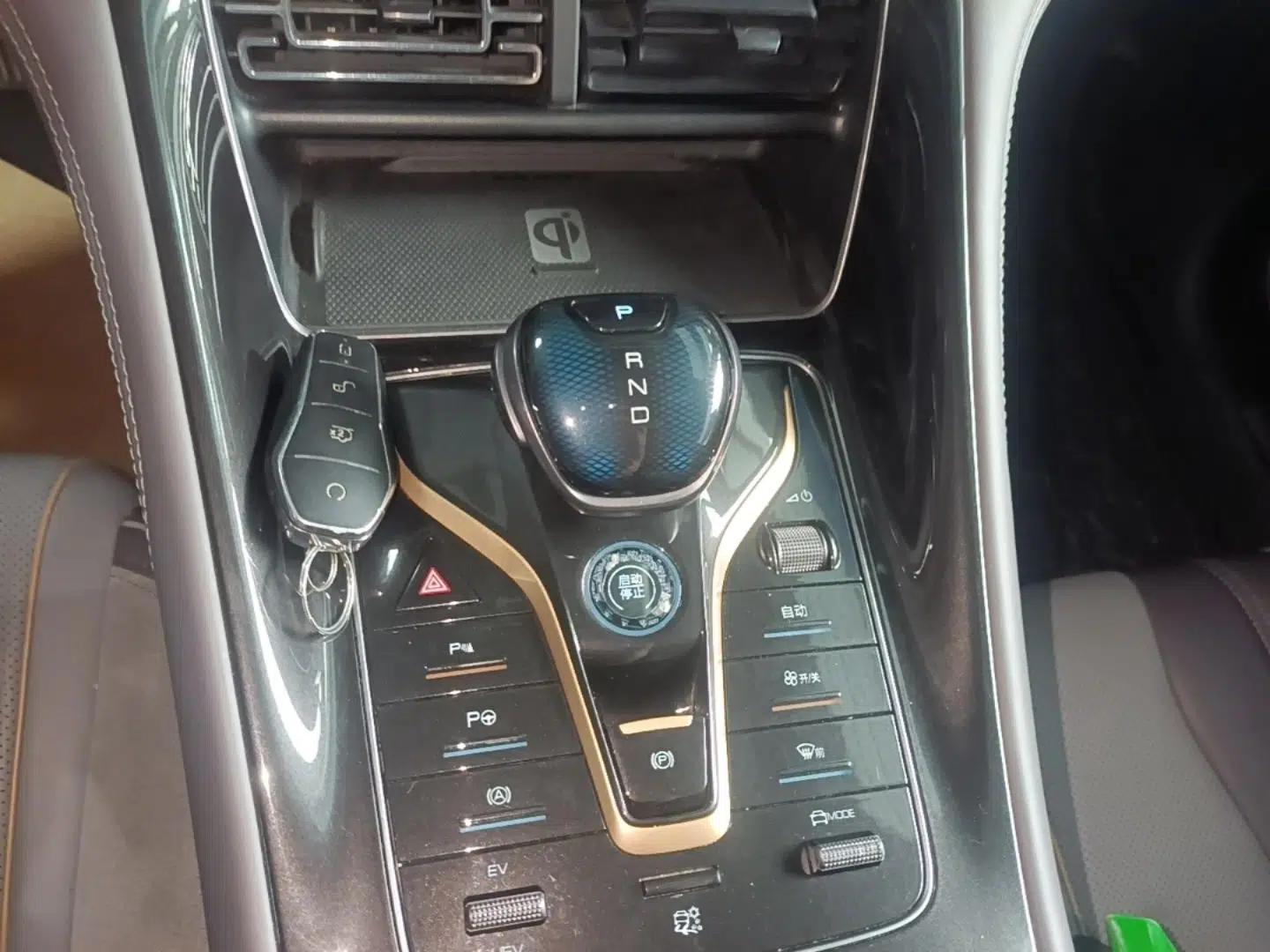 BYD Frigate 07 2024 HONOR Edition DM-i 205KM Flagship Model — миниатюра 16