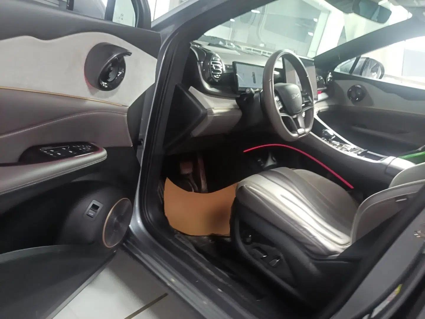 BYD Frigate 07 2024 HONOR Edition DM-i 205KM Flagship Model — миниатюра 18