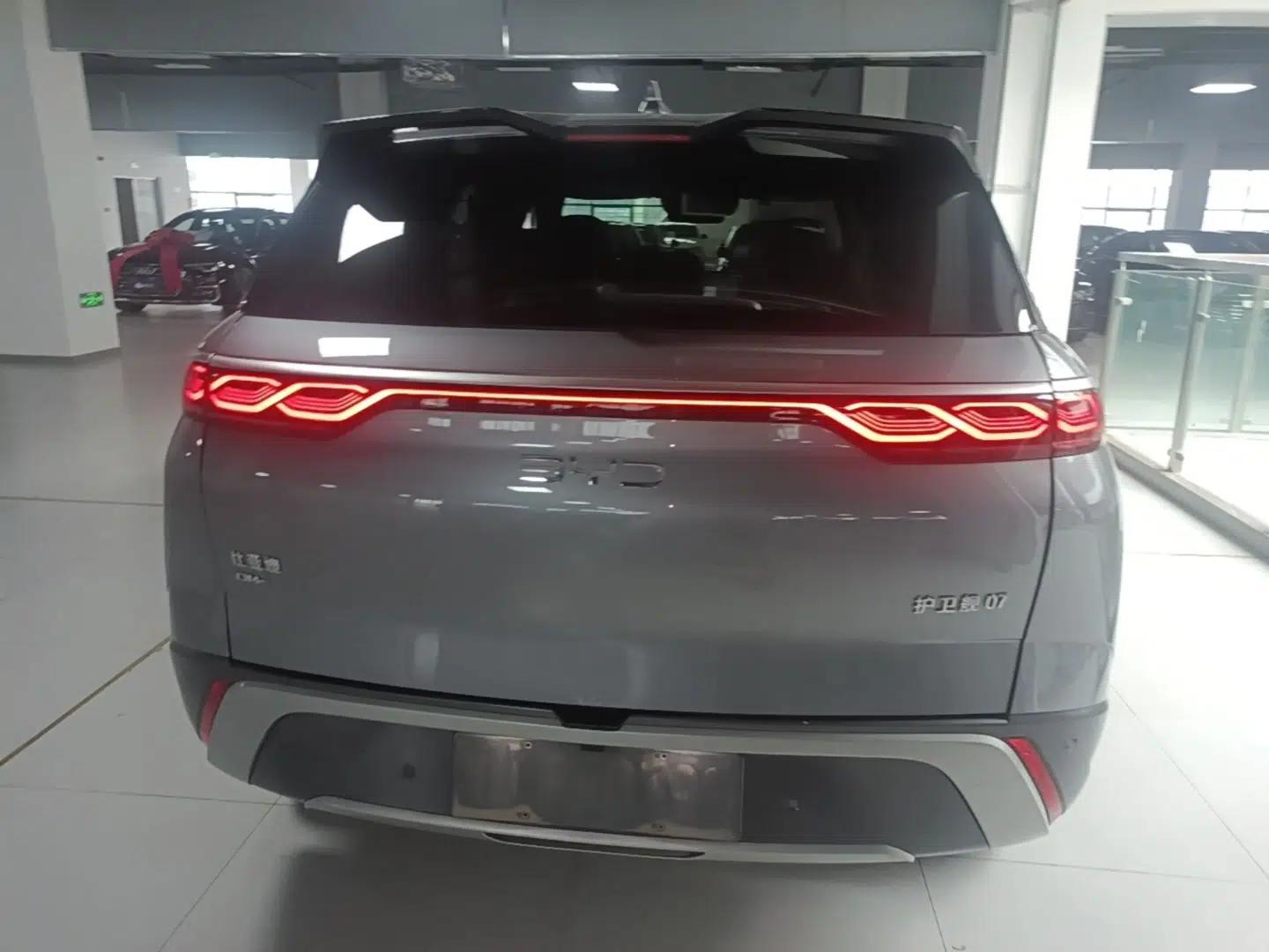 BYD Frigate 07 2024 HONOR Edition DM-i 205KM Flagship Model — миниатюра 5