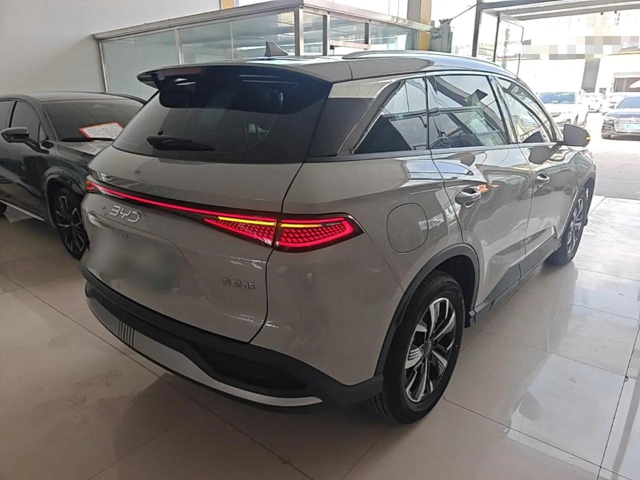 BYD Sealion 05 DM-i 2025 DM-i 75KM Prestige Model — миниатюра 6