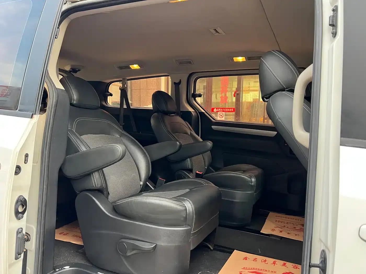 Maxus G10 2016 2.0T Automatic Executive Edition — миниатюра 10