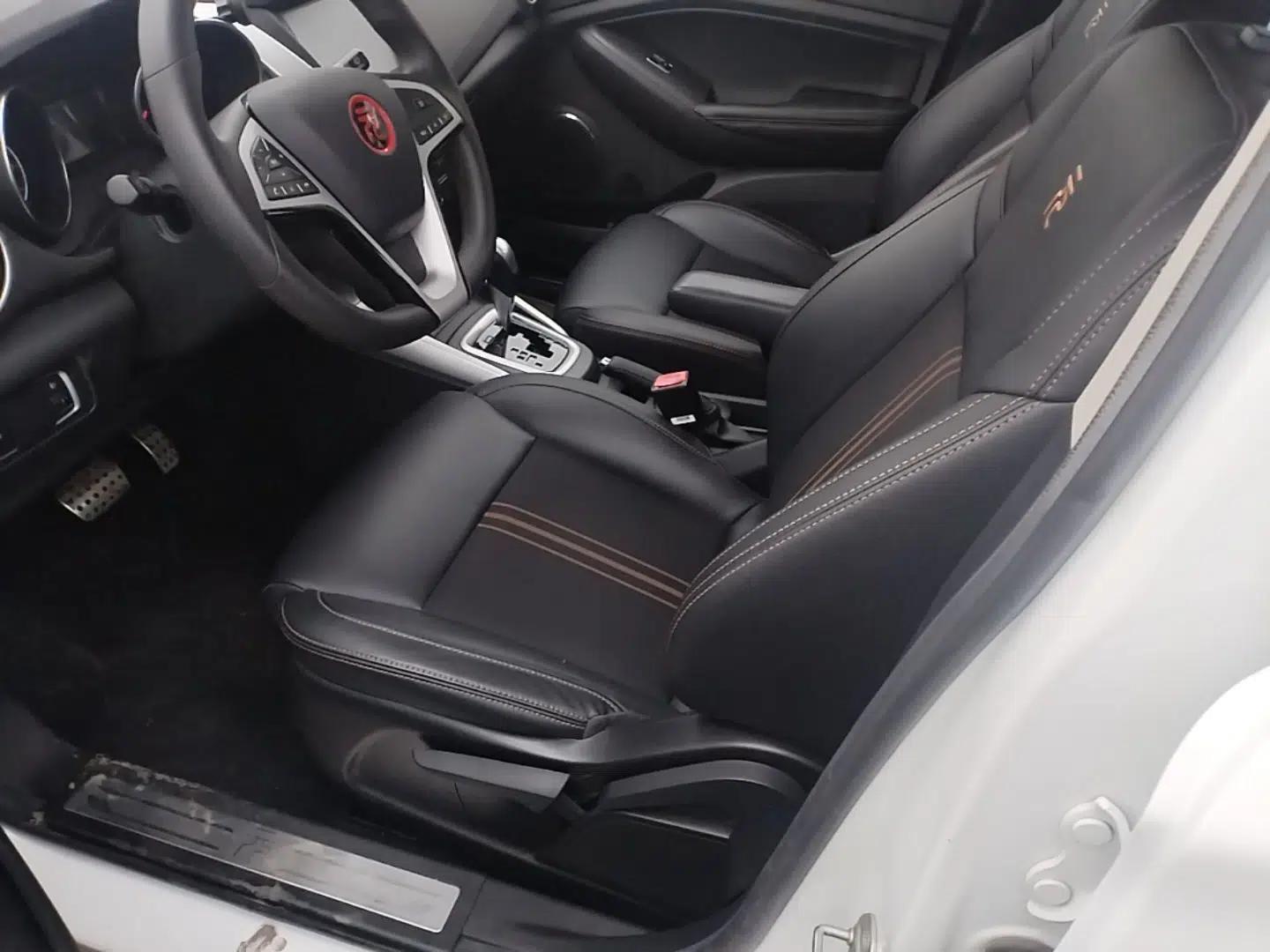 BYD Yuan 2017 1.5L Automatic Cool & Connected Model — миниатюра 22