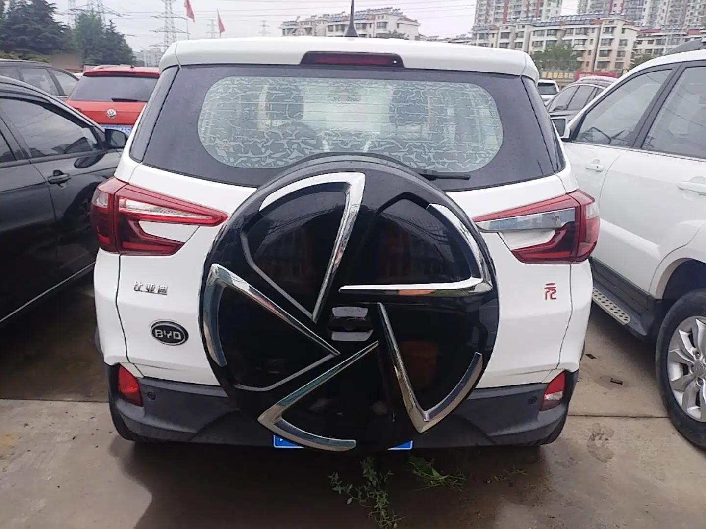 BYD Yuan 2017 1.5L Automatic Cool & Connected Model — миниатюра 5