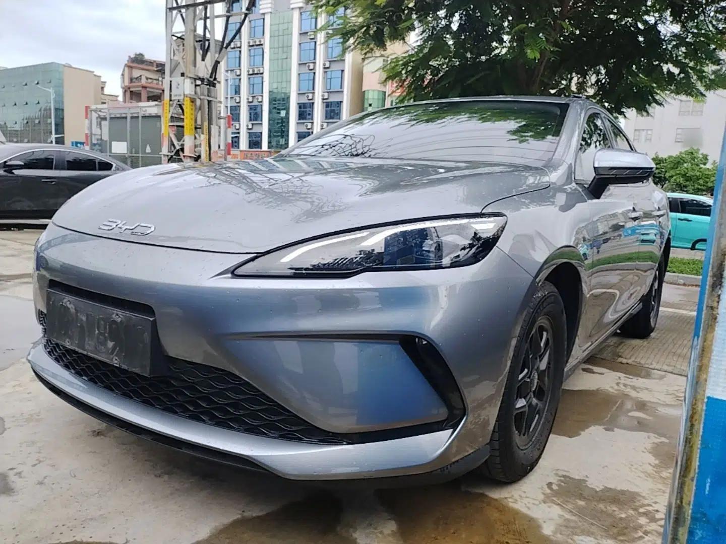 BYD Seal 05 DM-i 2025 DM-i Smart Drive 55KM Luxury Model — миниатюра 1