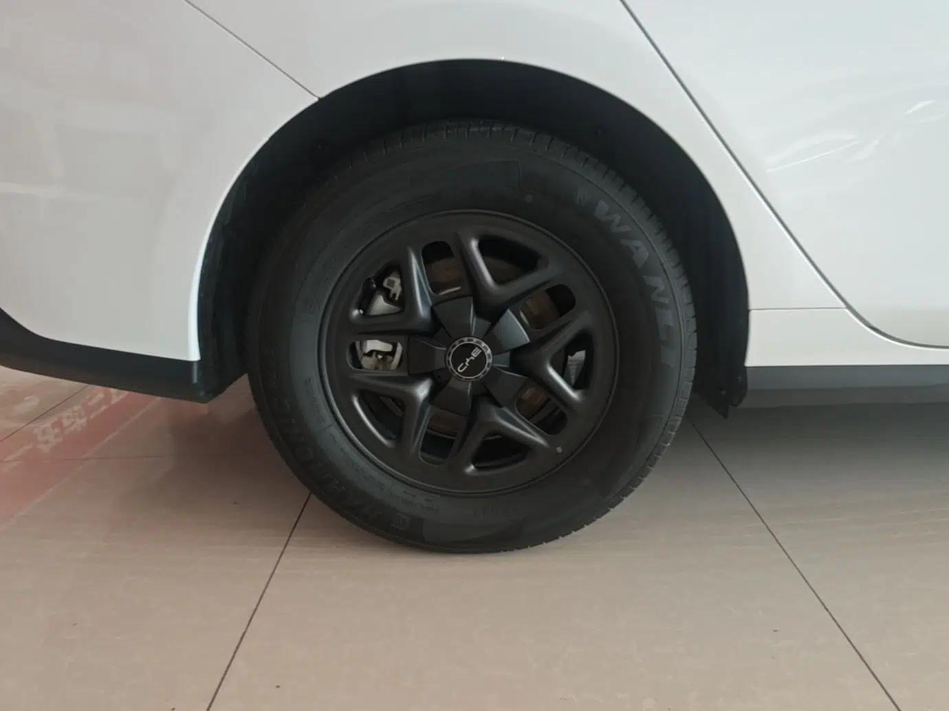 BYD Seal 05 DM-i 2025 DM-i Smart Drive 55KM Luxury Model — миниатюра 11