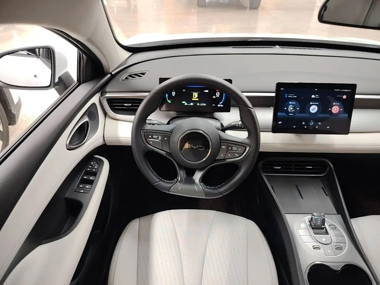 BYD Seal 05 DM-i 2025 DM-i Smart Drive 55KM Luxury Model — миниатюра 13