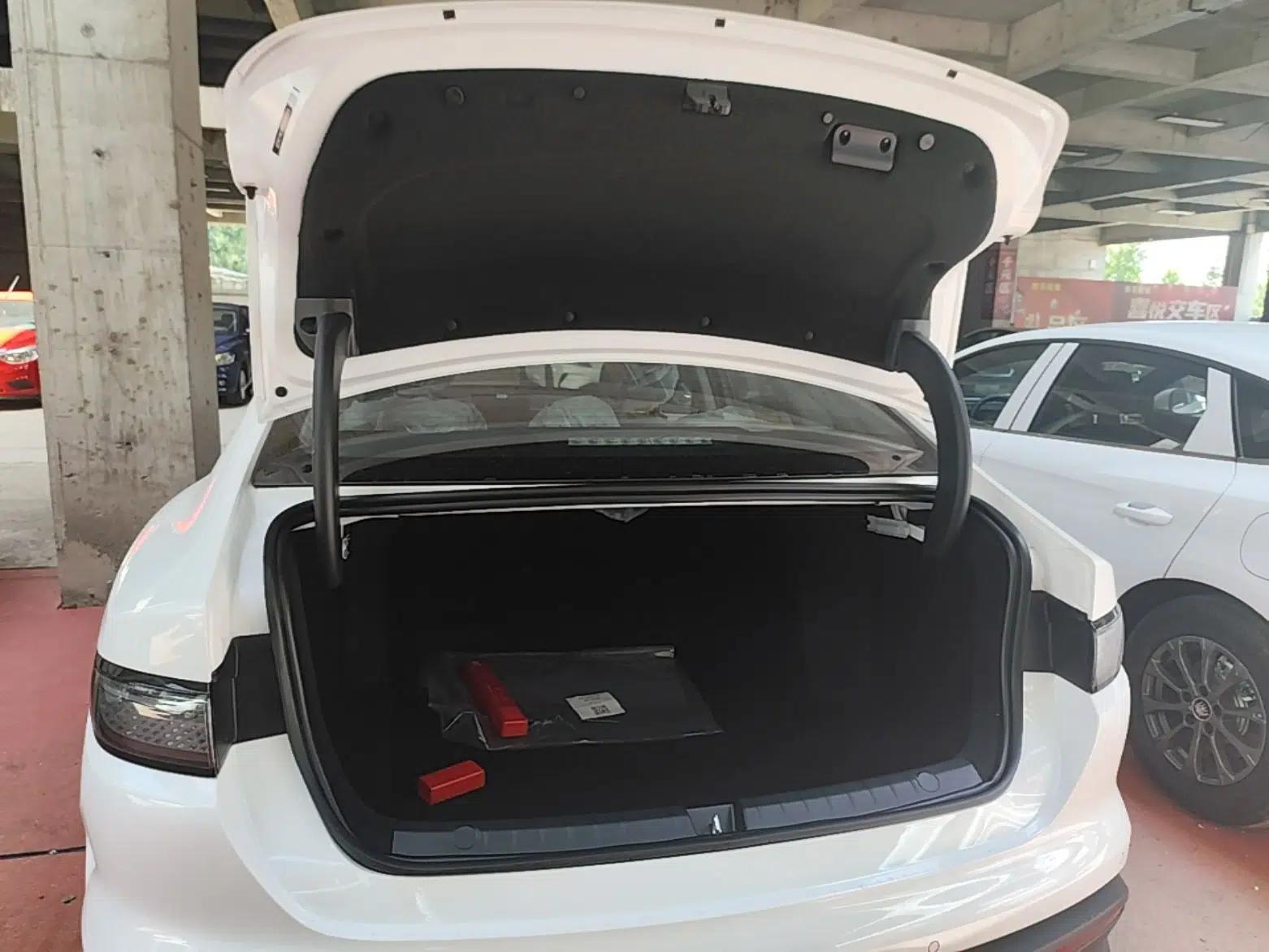 BYD Seal 05 DM-i 2026 DM-i 128KM Luxury Edition — миниатюра 22
