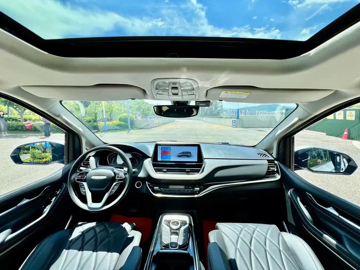 Maxus G20 2023 Facelift PLUS 2.0T Gasoline Automatic Luxury Edition — миниатюра 12