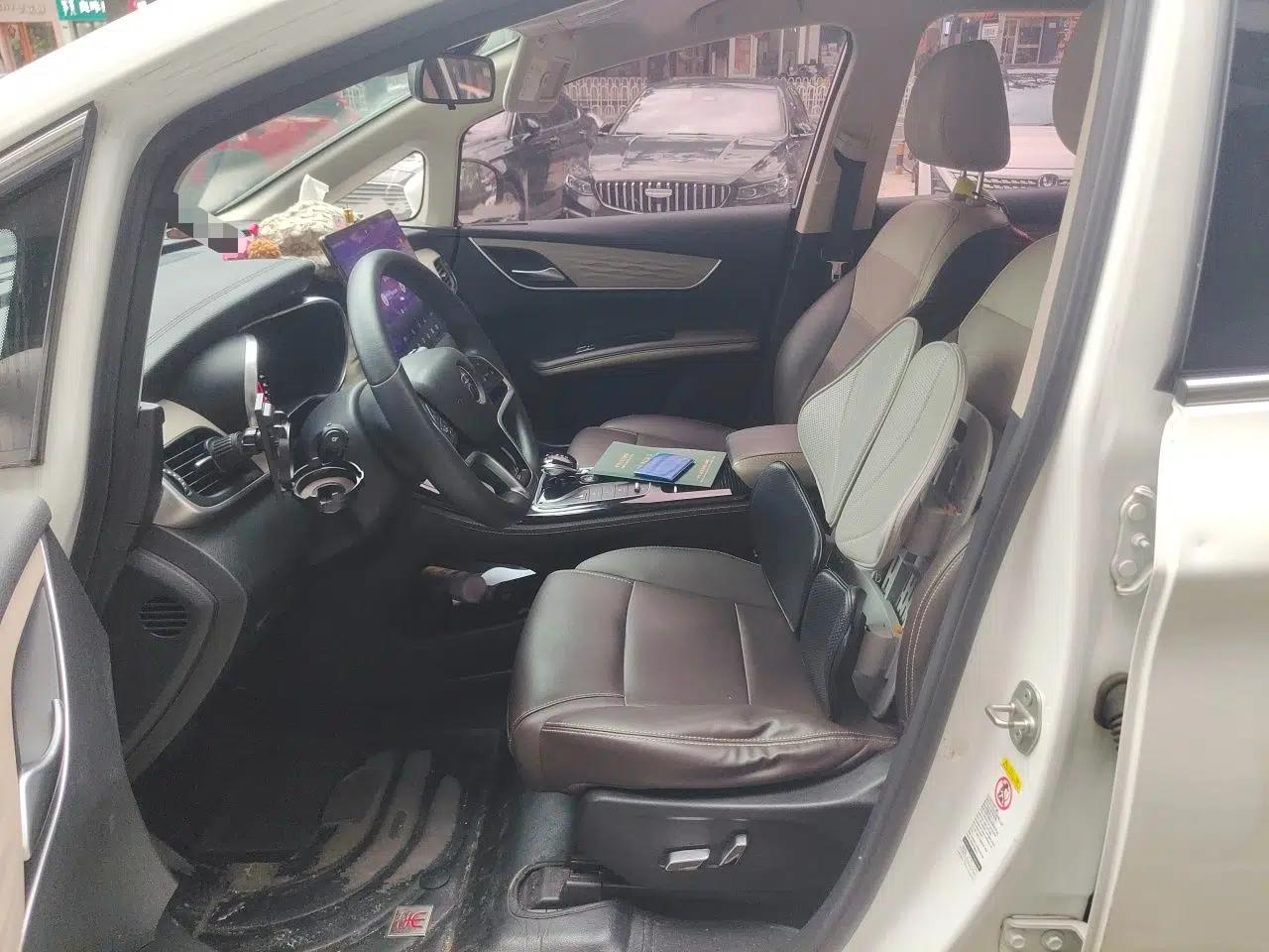 BYD Song MAX New Energy 2022 DM-i 105KM Executive Edition — миниатюра 15