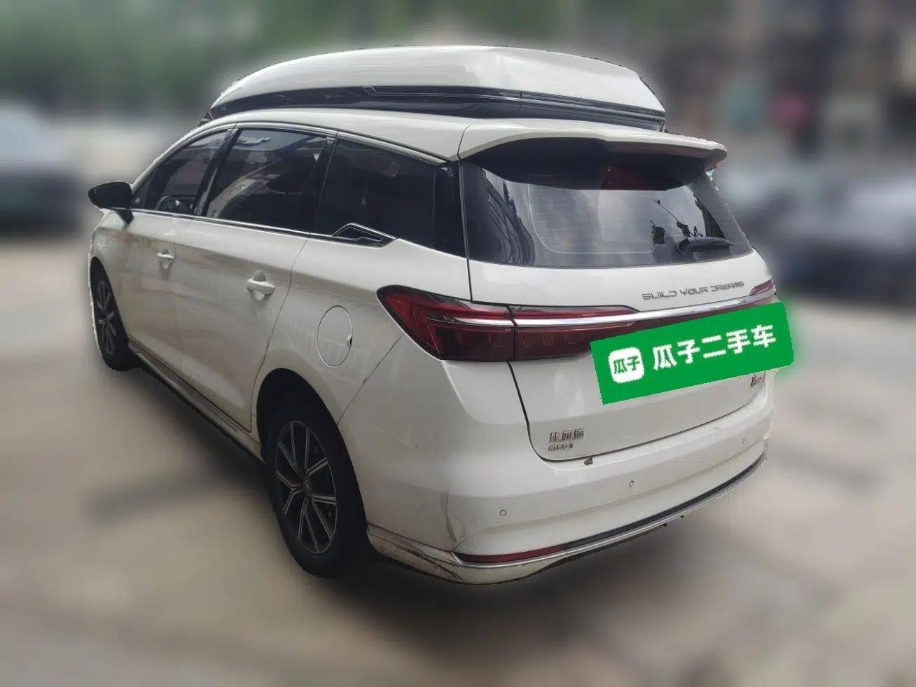 BYD Song MAX New Energy 2022 DM-i 105KM Executive Edition — миниатюра 4