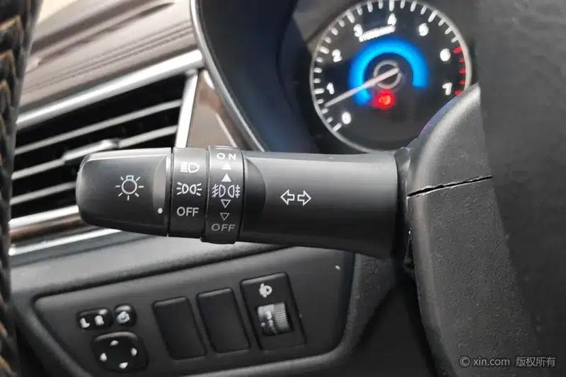 Fengguang 580 2018 Model 1.5T CVT Luxury — миниатюра 15