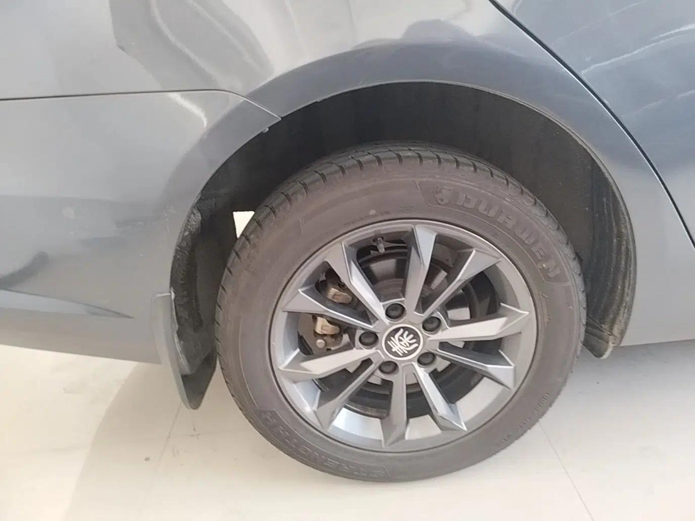 BYD Qin 2019 1.5L Manual Luxury Version — миниатюра 11