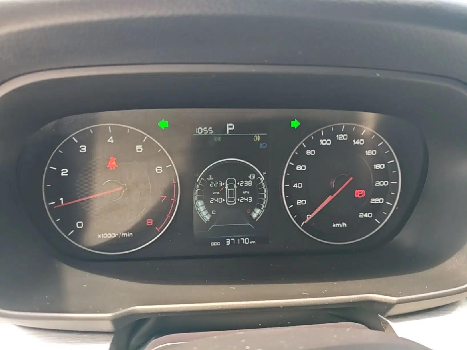 BYD Qin 2019 1.5L Automatic Prestige Model — миниатюра 14