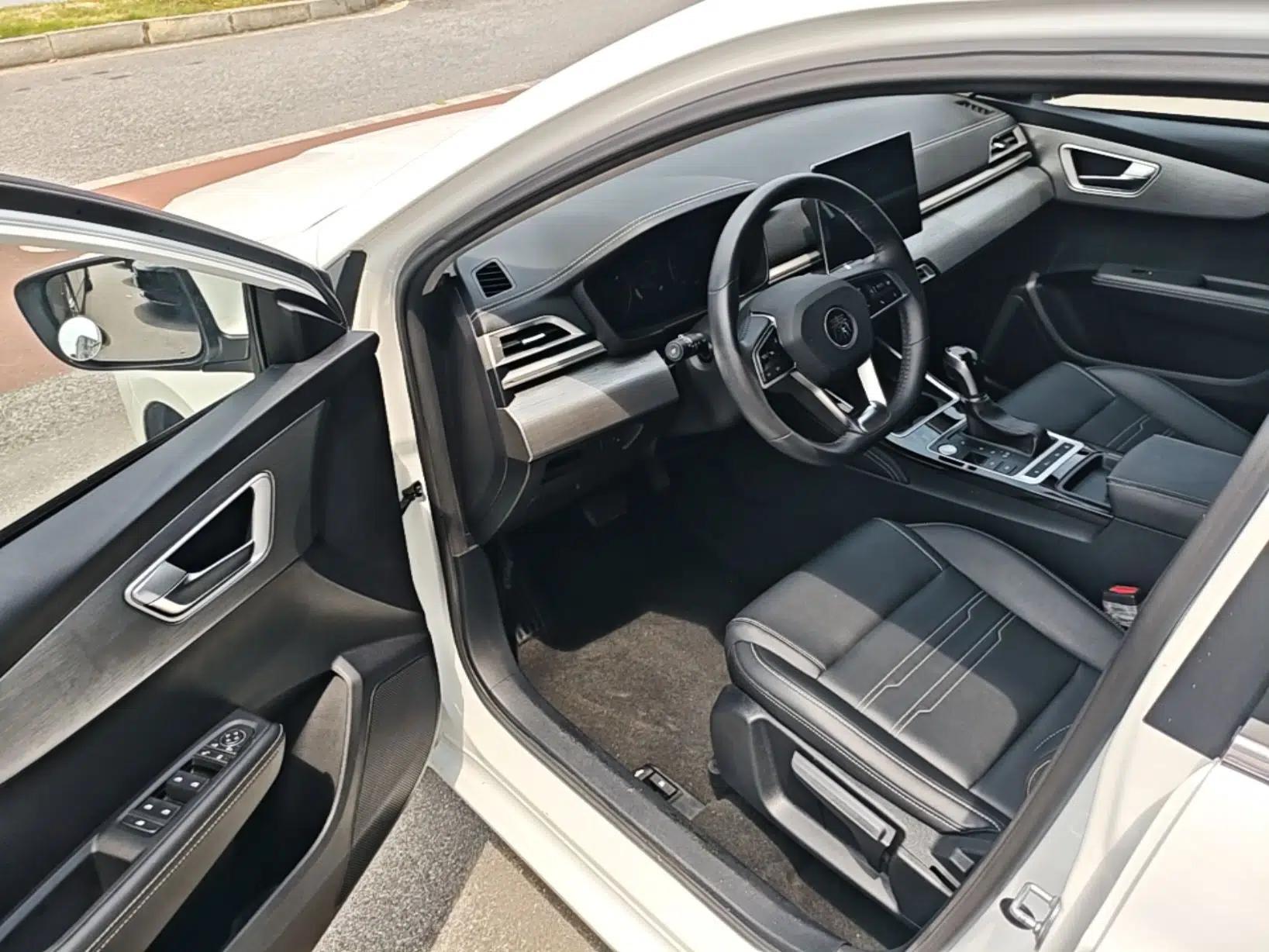 BYD Qin 2019 1.5L Automatic Prestige Model — миниатюра 18