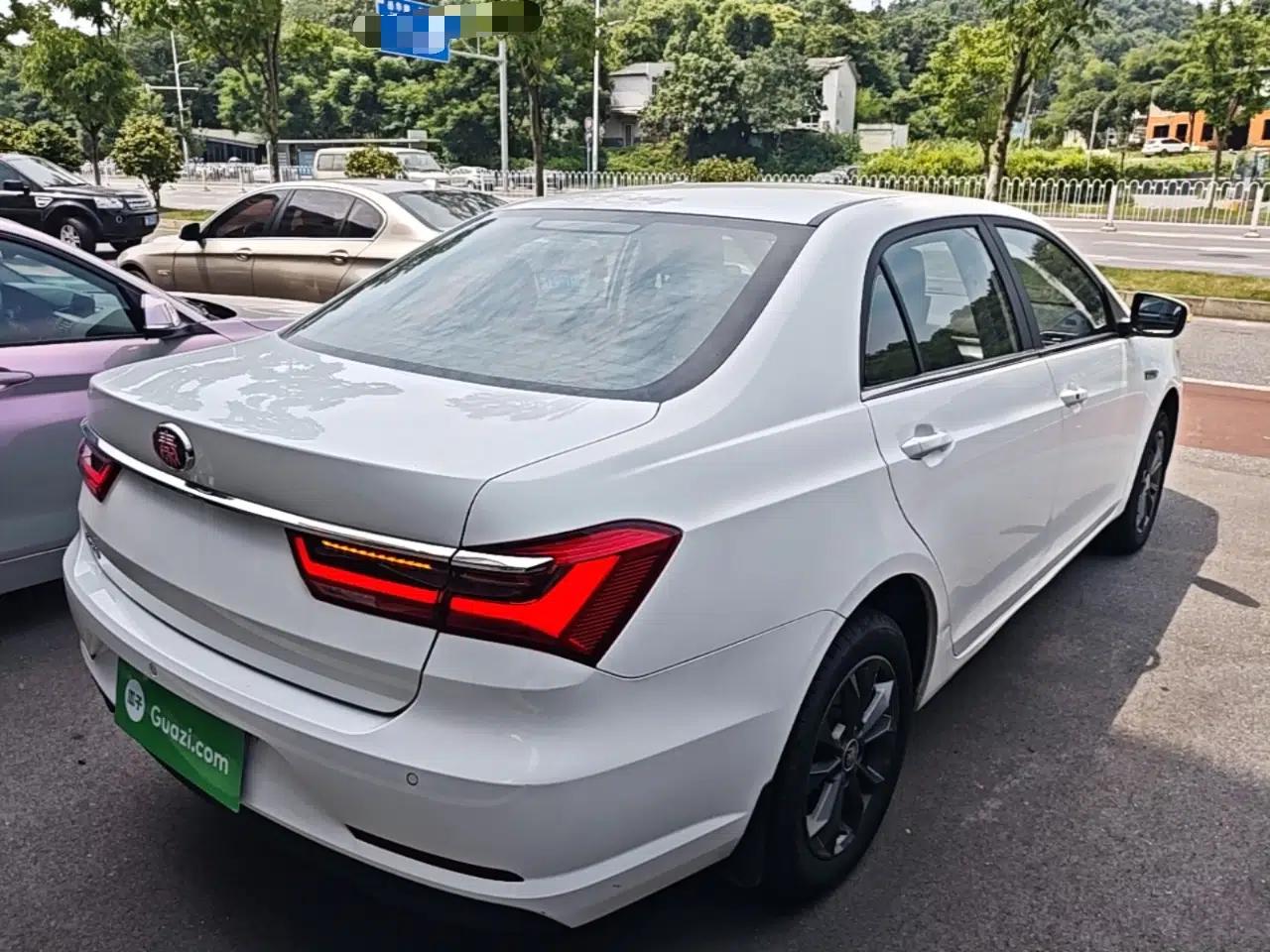 BYD Qin 2019 1.5L Automatic Prestige Model — миниатюра 6