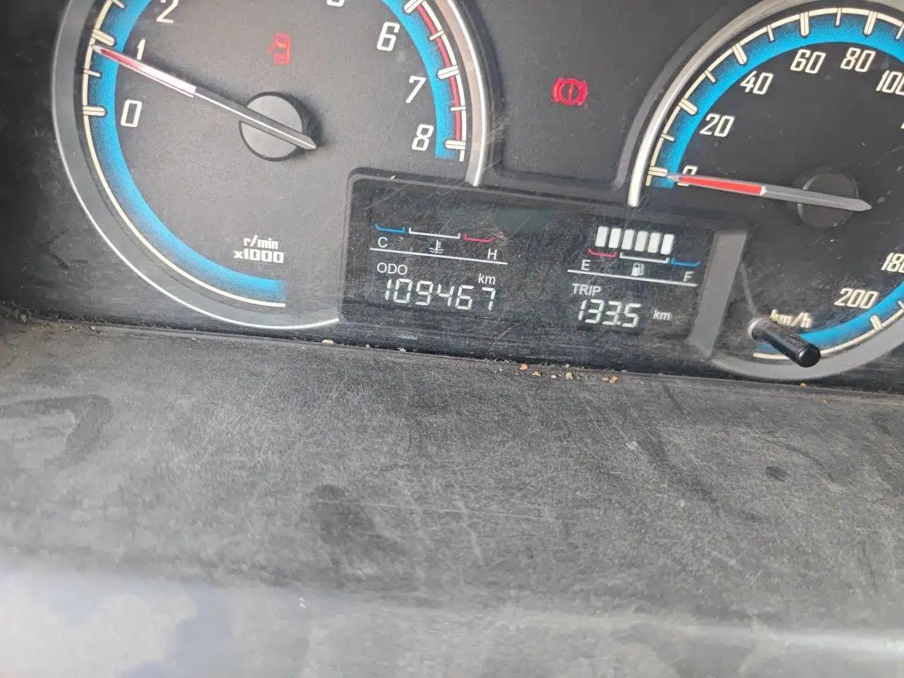 Baojun 730 2014 1.5L manual standard trim 7 seats — миниатюра 12