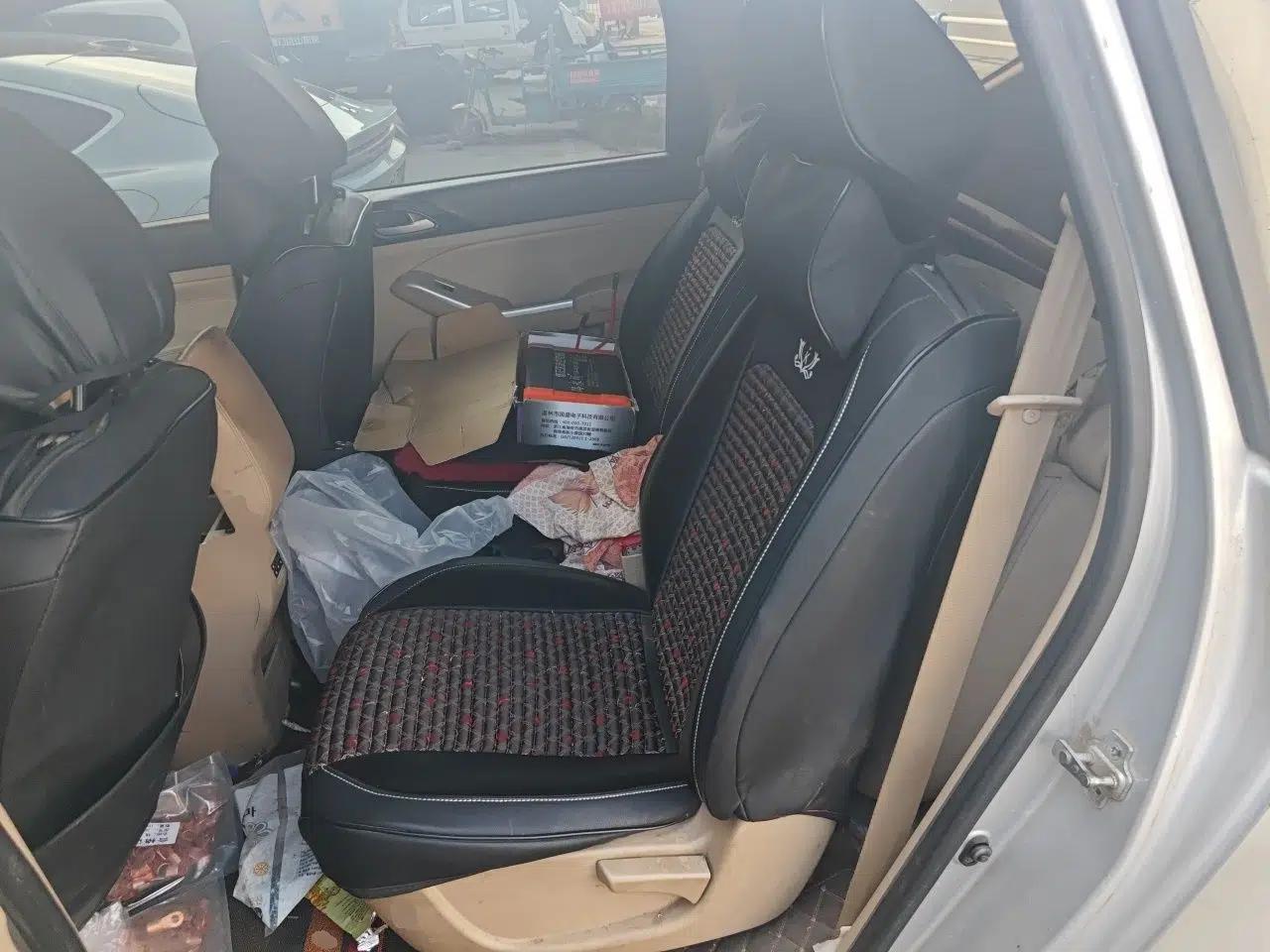 Baojun 730 2014 1.5L manual standard trim 7 seats — миниатюра 17