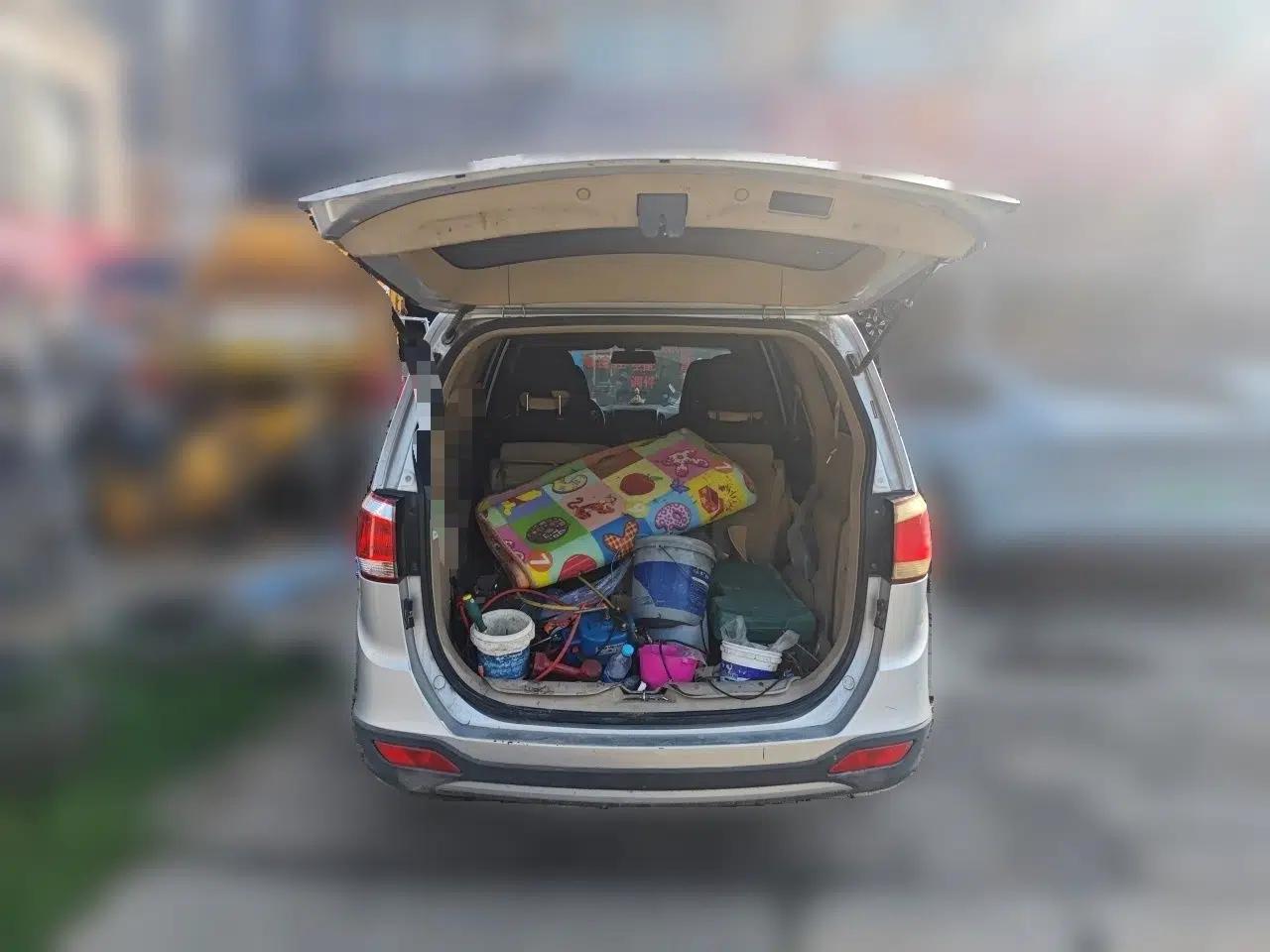 Baojun 730 2014 1.5L manual standard trim 7 seats — миниатюра 19