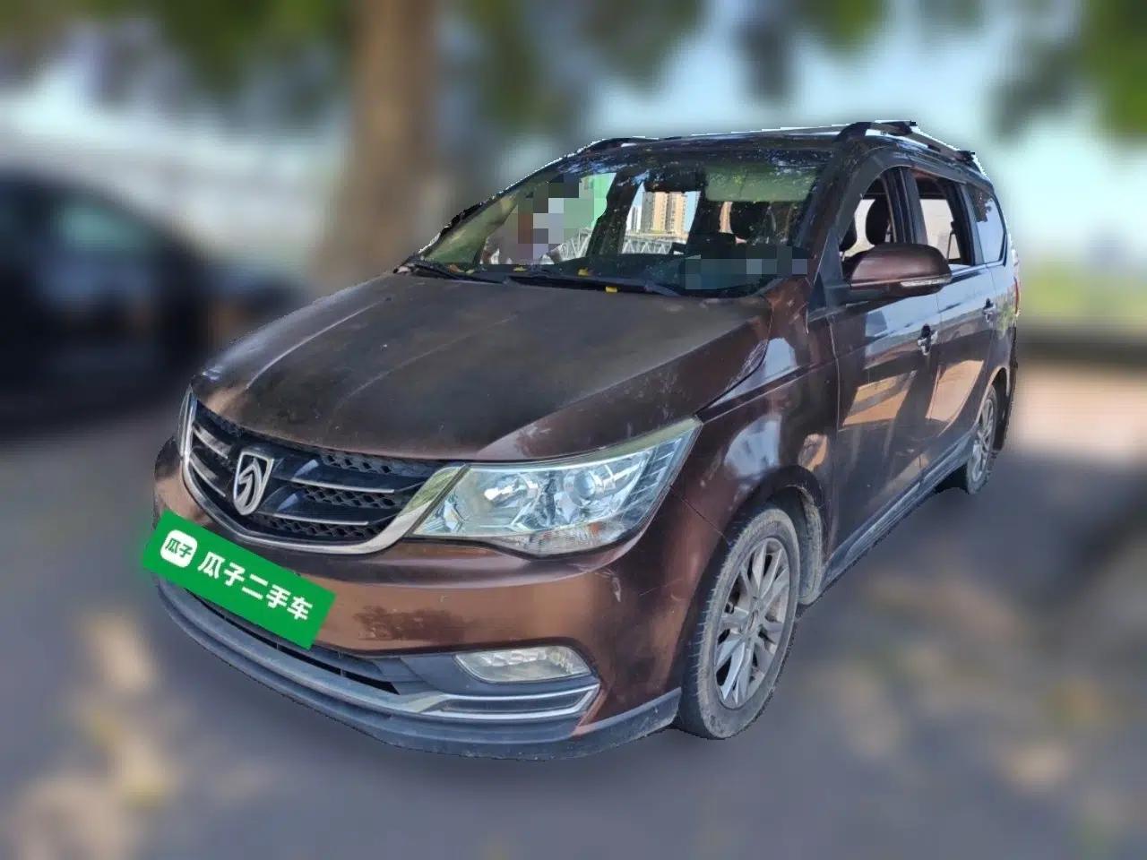 Baojun 730 2016 1.5L Manual Comfort Version 7 Seats China V Emission Standard — миниатюра 1