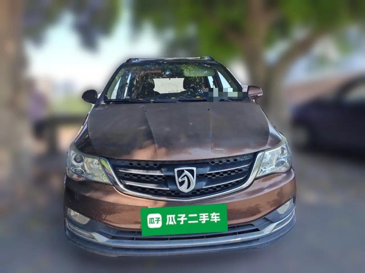 Baojun 730 2016 1.5L Manual Comfort Version 7 Seats China V Emission Standard — миниатюра 2