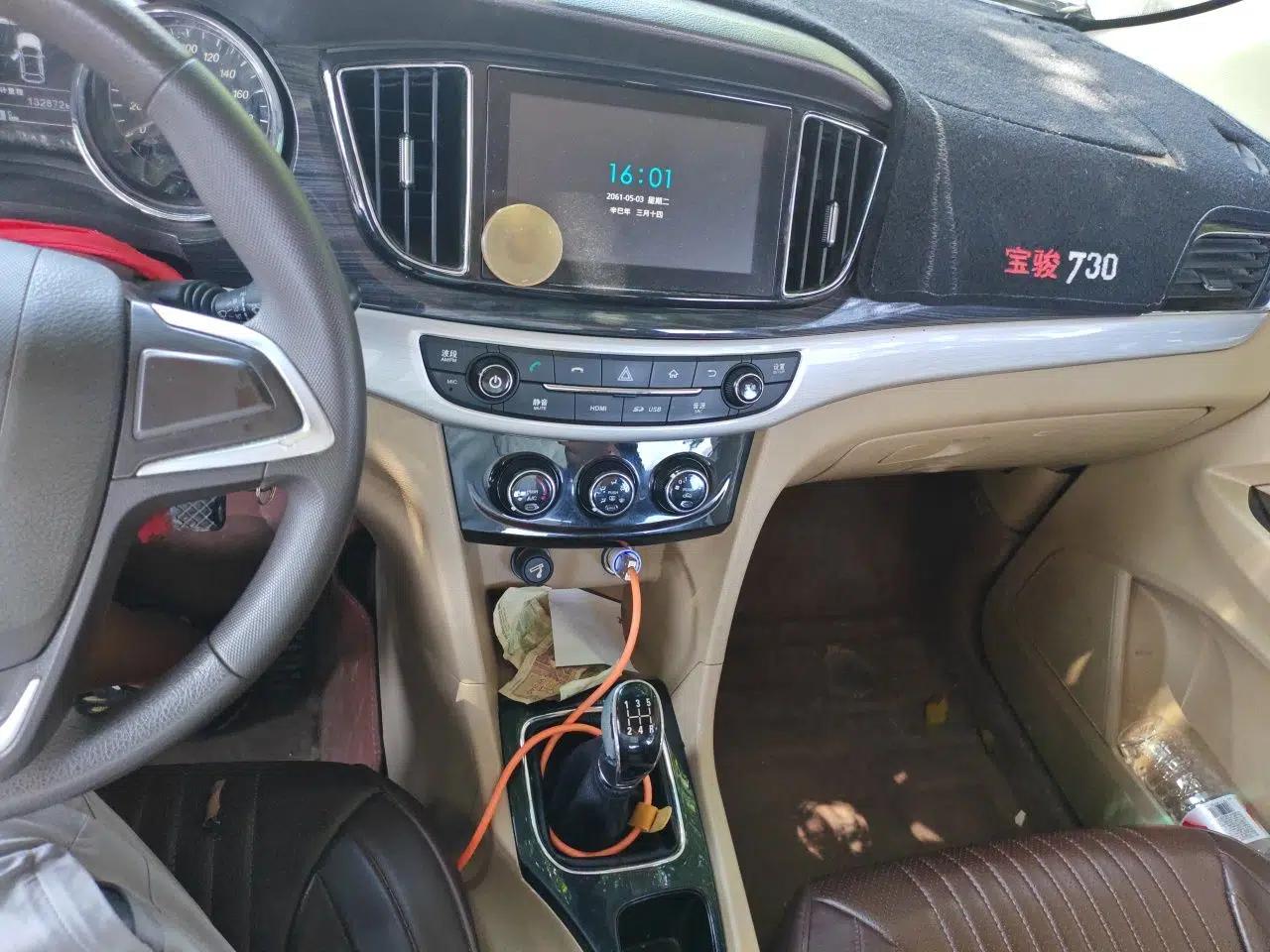 Baojun 730 2016 1.5L Manual Comfort Version 7 Seats China V Emission Standard — миниатюра 13