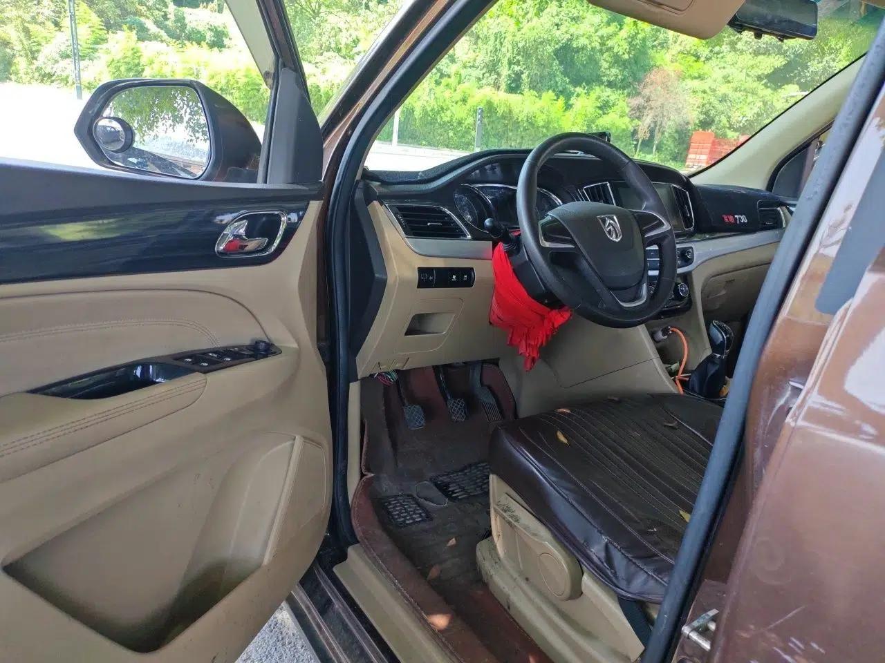 Baojun 730 2016 1.5L Manual Comfort Version 7 Seats China V Emission Standard — миниатюра 16