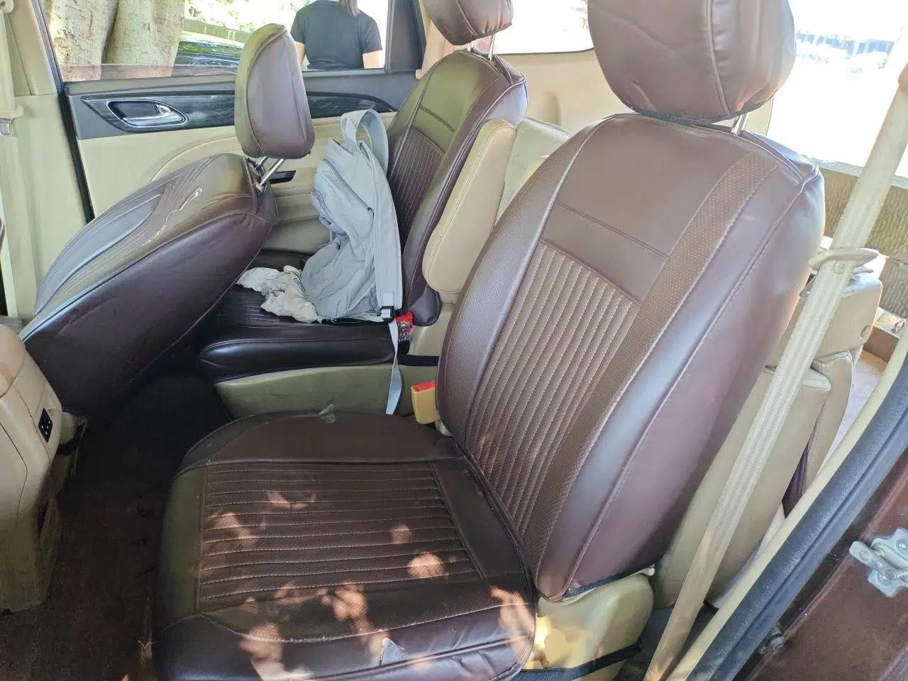 Baojun 730 2016 1.5L Manual Comfort Version 7 Seats China V Emission Standard — миниатюра 17