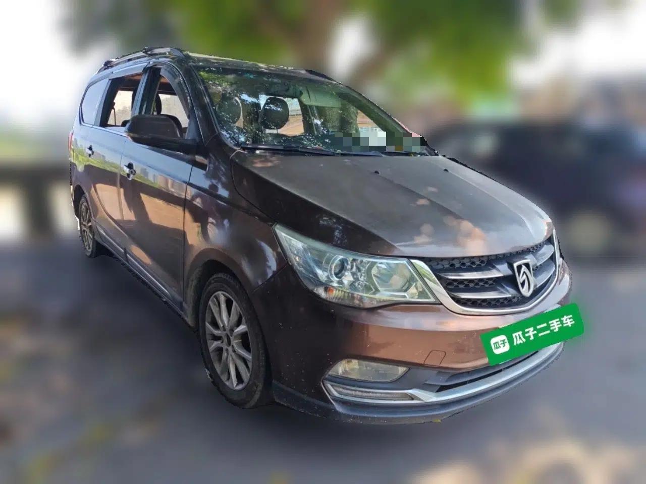 Baojun 730 2016 1.5L Manual Comfort Version 7 Seats China V Emission Standard — миниатюра 3